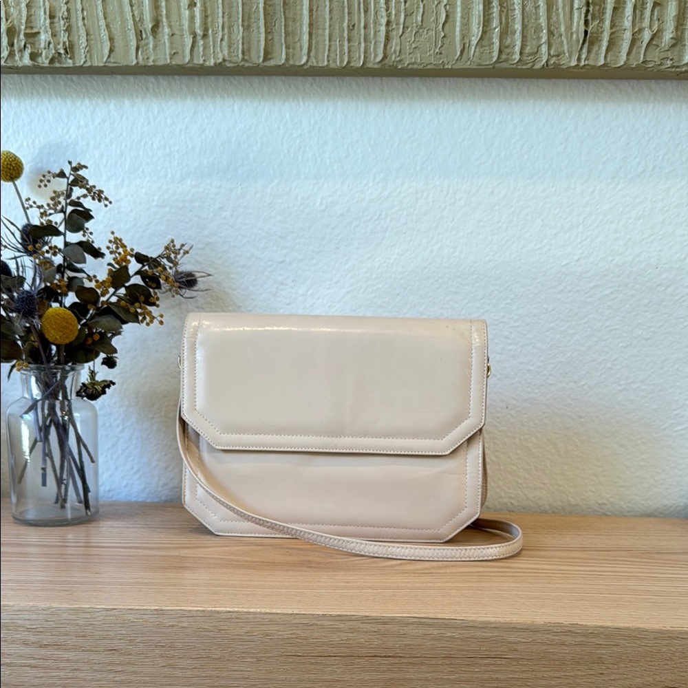 Elegant Cream Women's Bag